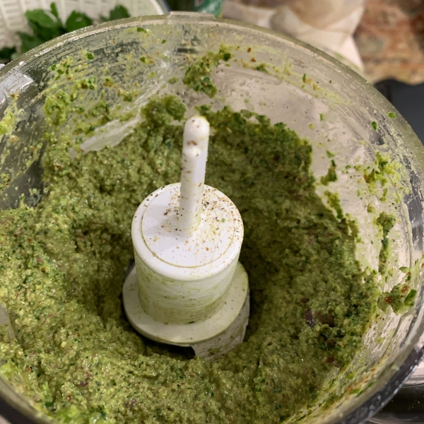 Pecan Parsley Pepper Pesto