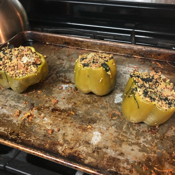 Chicken & Quinoa Stuffed Peppers