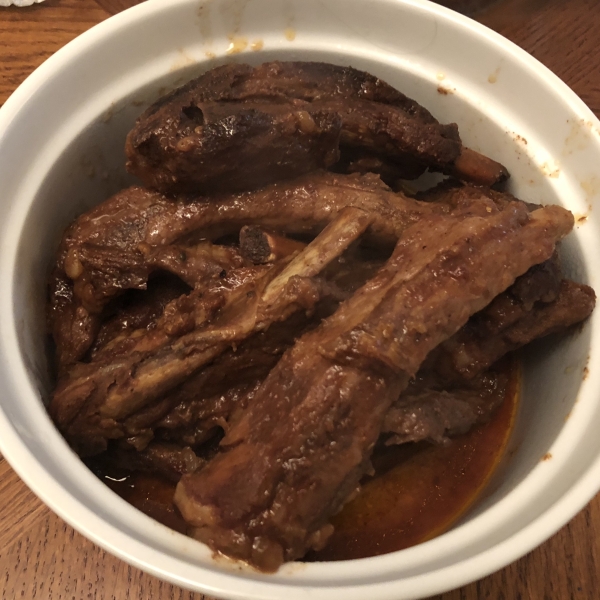 Slow Cooker Potluck Spareribs