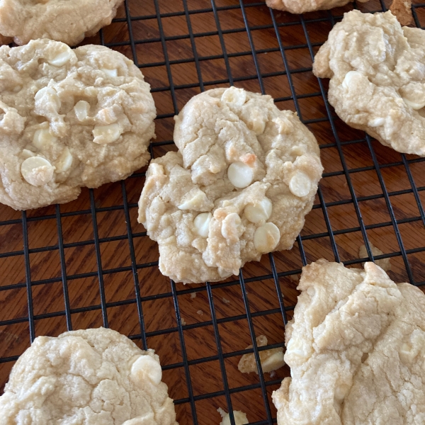 White Chocolate Macadamia Nut Cookies