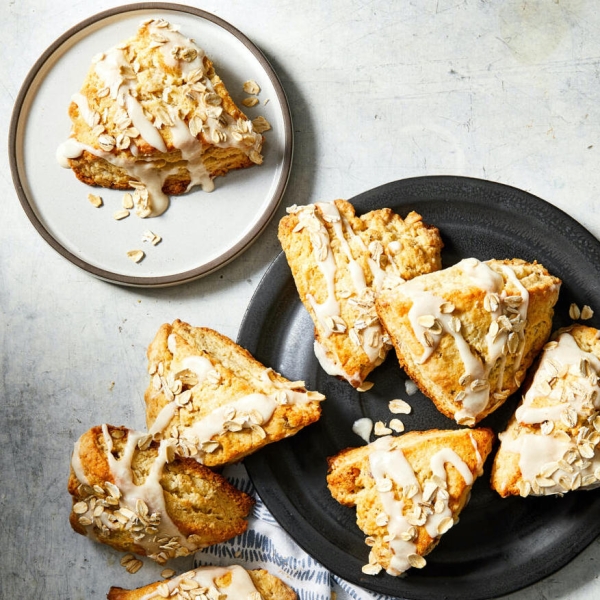 Maple and Walnut Oat Scones