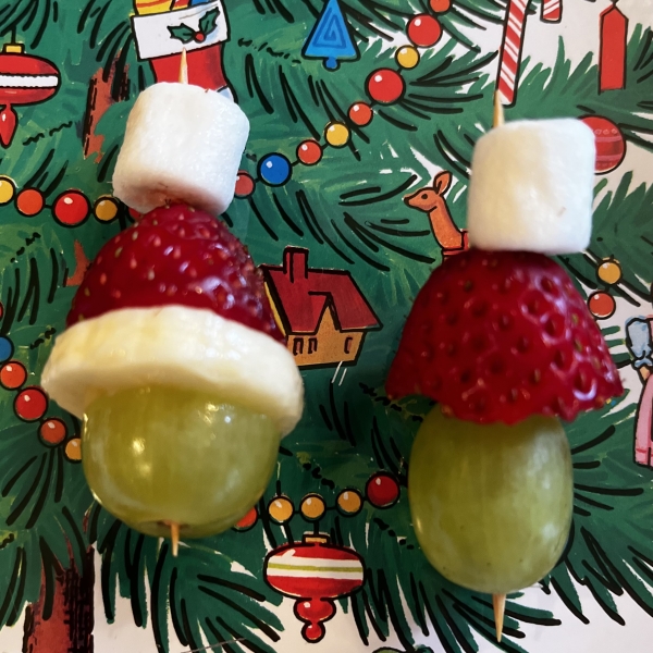 Grinch Kabobs