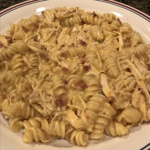 Cheesy Ranch Chicken Pasta