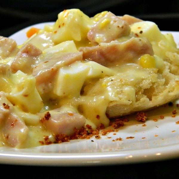 Quick Creamed Ham and Eggs