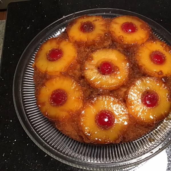 Old Fashioned Pineapple Upside-Down Cake