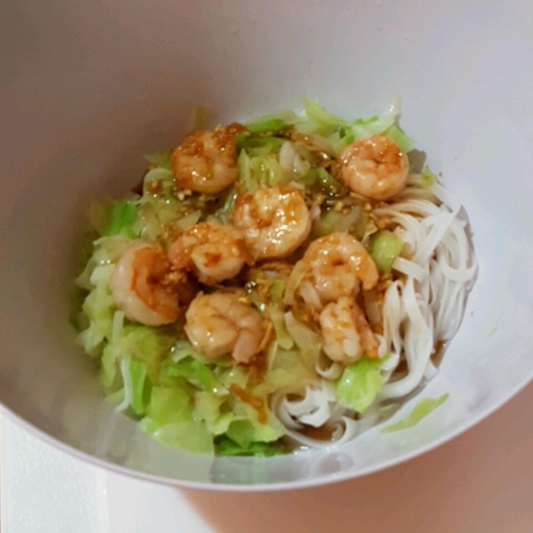 Grilled Shrimp Rice Noodle Bowl