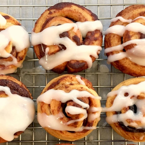 Bacon-Stuffed Cinnamon Roll Bites