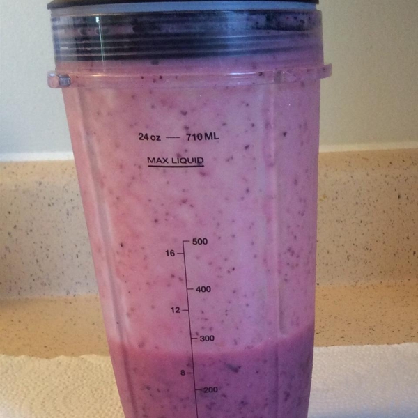 Mint and Fruit Smoothie