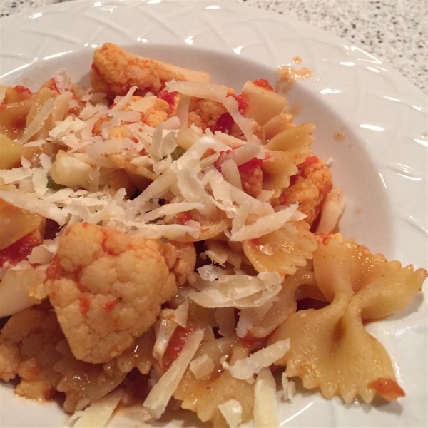 The Fridge Scavenger's Tomato and Cauliflower Pasta