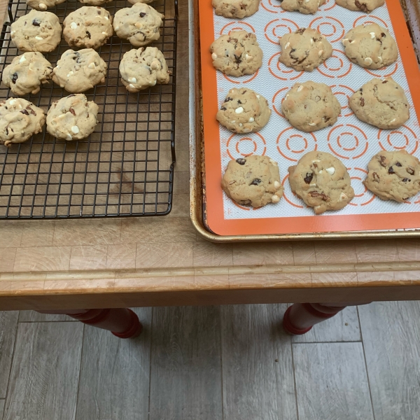 Linda's Cranberry Cookies