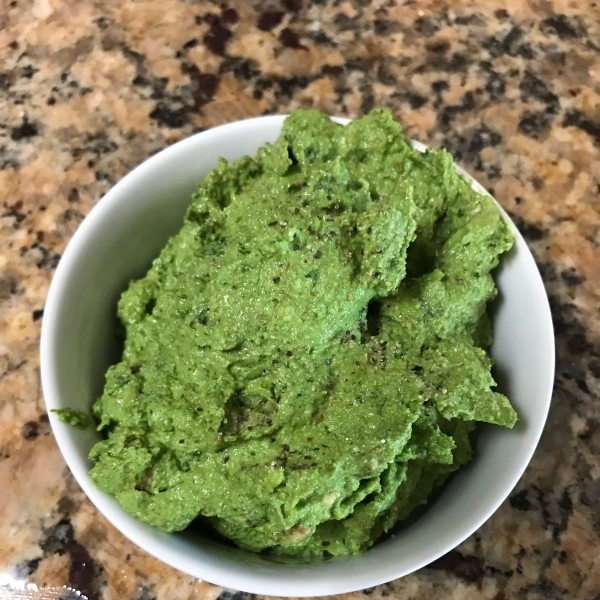 Walnut and Parsley Pesto