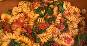 Penne Pasta with Spinach and Bacon