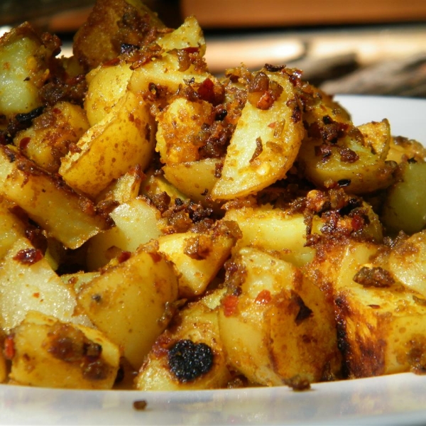 Bengaladumpa Vepudu (Potato Stir-Fry)