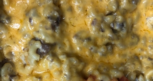 Cheesy Macaroni and Beef Casserole with Thyme