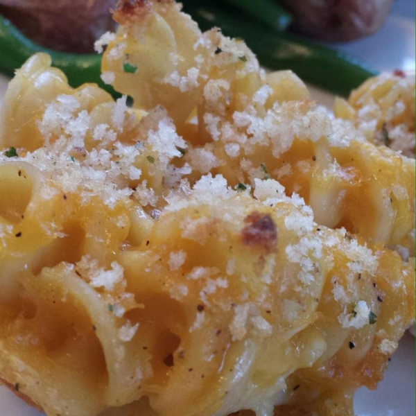 Mini Macaroni and Cheese Cups