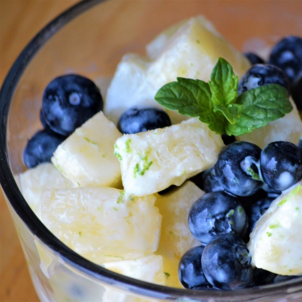 Blueberry-Pineapple Salad with Creamy Yogurt Dressing