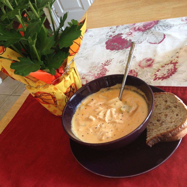 Slow Cooker Buffalo Chicken Wing Soup