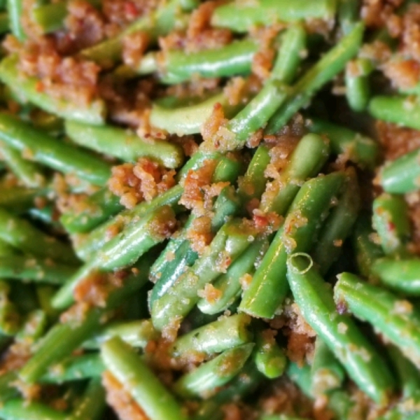 Marilyn's Green Beans Italiano