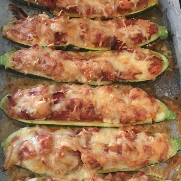 Pepperoni Stuffed Zucchini