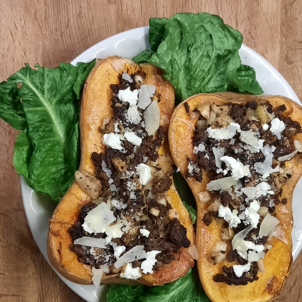 Ground Beef-Stuffed Butternut Squash