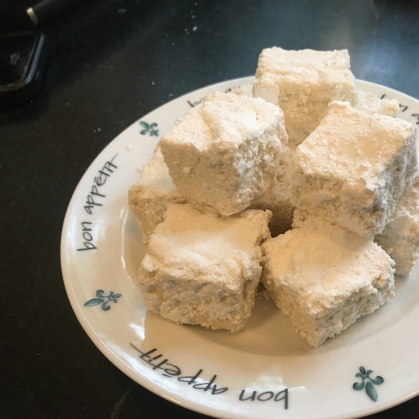 Nicole's Vegetarian Marshmallows