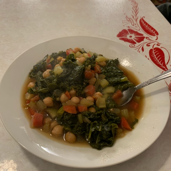 April's Spicy Chickpea Soup with Kale