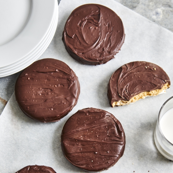 Copycat Moon Pies