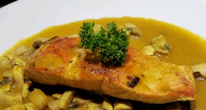 Seared Salmon with Indian-Inspired Cream Sauce