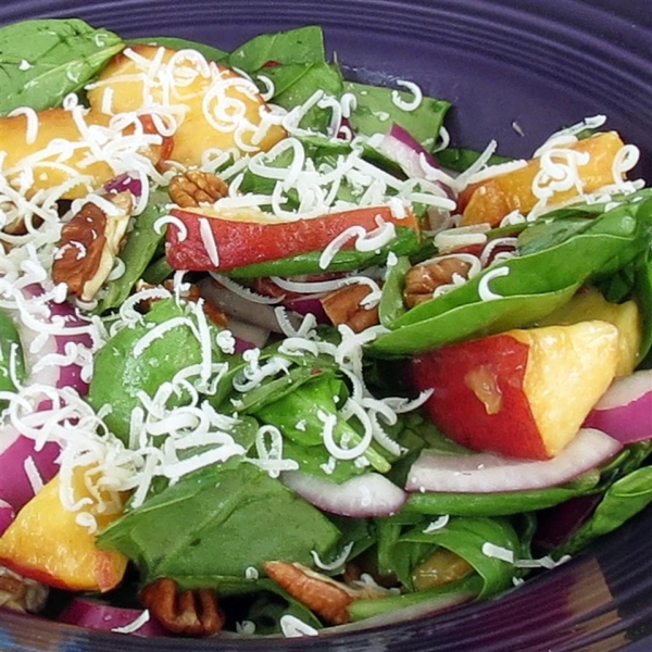 Peach Salad with Raspberry Vinaigrette