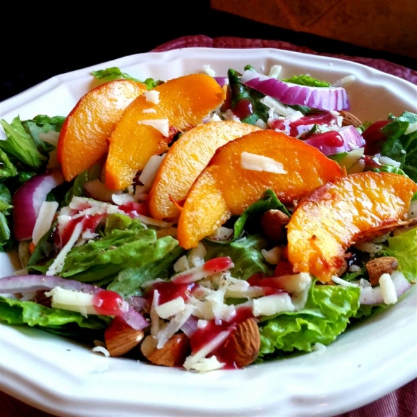 Peach Salad with Raspberry Vinaigrette