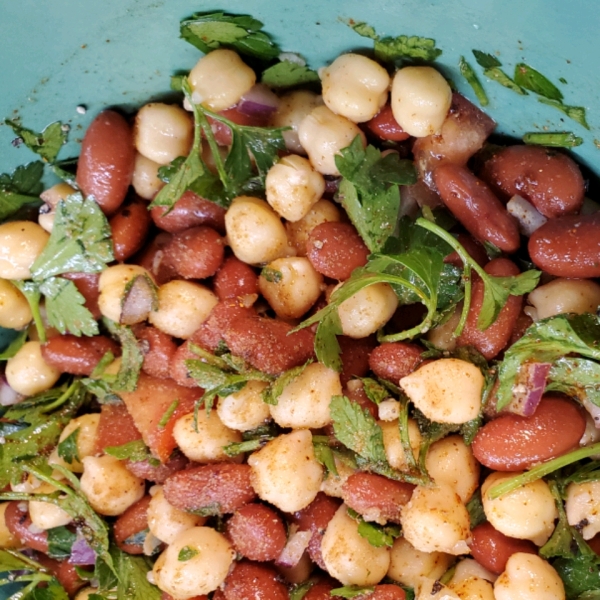 Middle Eastern Bean Salad