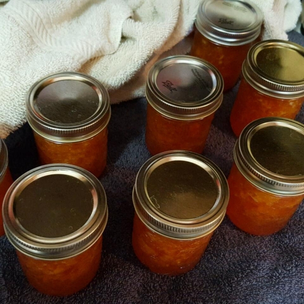 Aunt Patsi's Easy Peach Jam