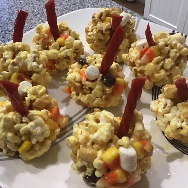 Halloween Popcorn Pumpkins