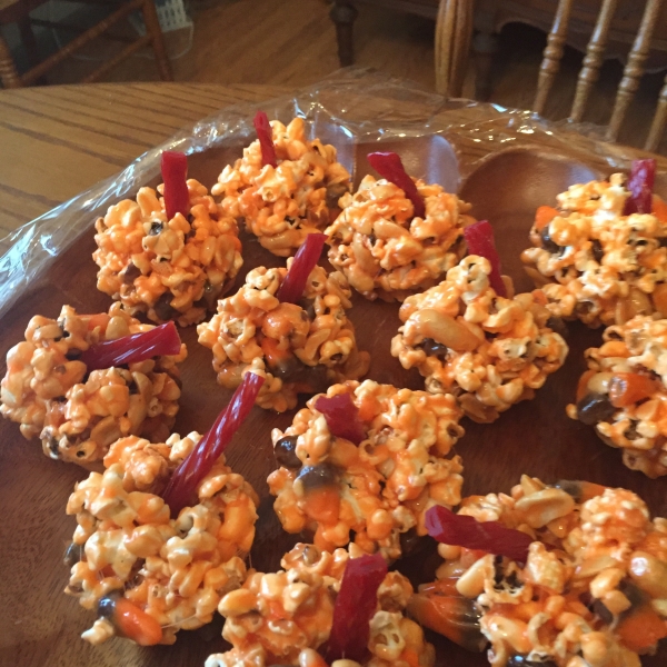 Halloween Popcorn Pumpkins