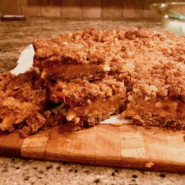 Apricot Ginger Crumble Oat Bars (Gluten Free)