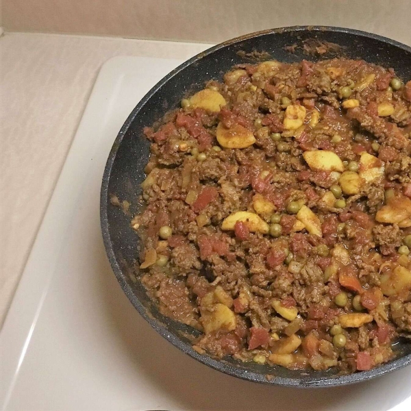 Kima (Ground Beef and Peas)