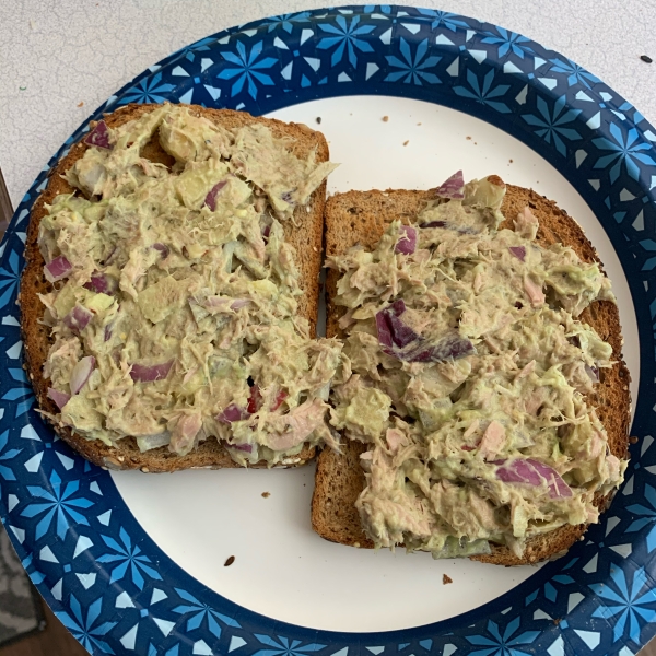 Avocado Tuna Salad