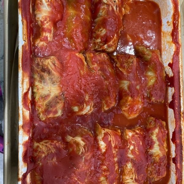 Golabki (Stuffed Cabbage Rolls)