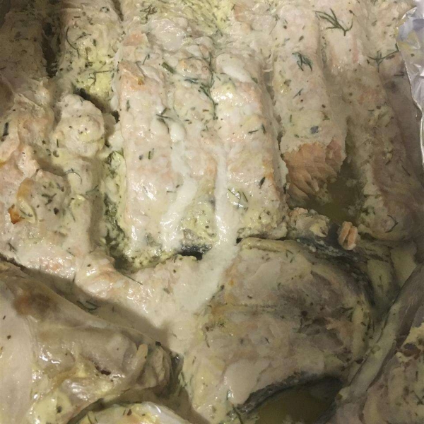 Salmon Fillets with Creamy Dill