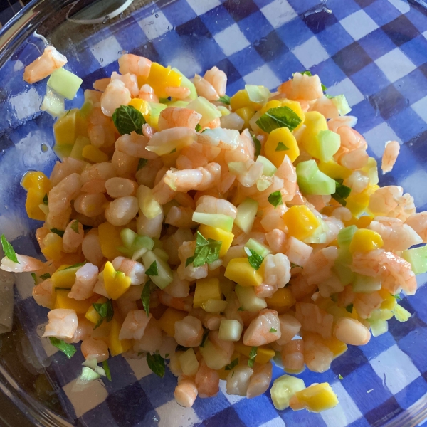 Mango Shrimp Salad