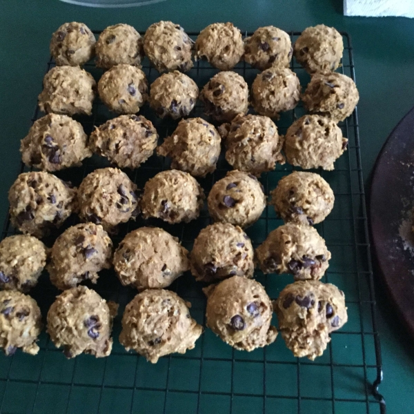 Fresh Pumpkin Oatmeal Cookies