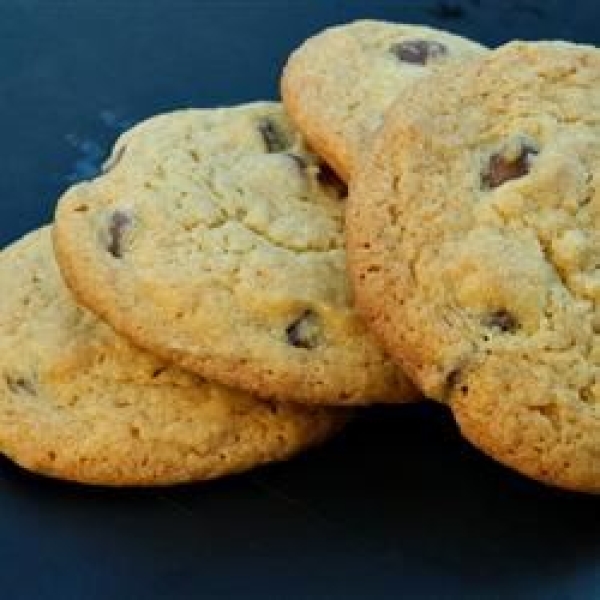 Thick and Chewy Chocolate Chip Cookies