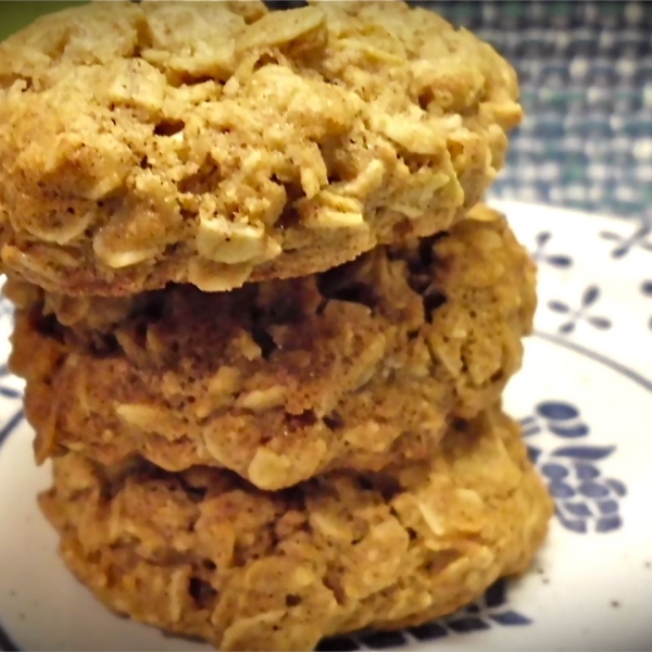 Healthier Beth's Spicy Oatmeal Raisin Cookies