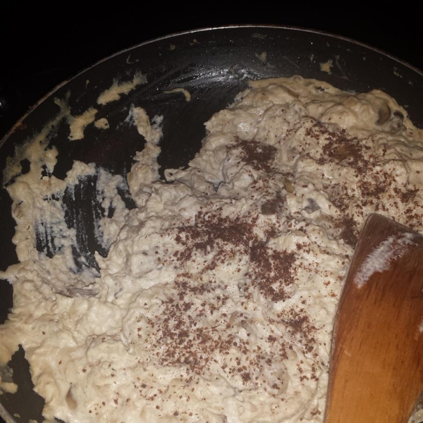 Greek Yogurt Chicken Stroganoff with Mushrooms