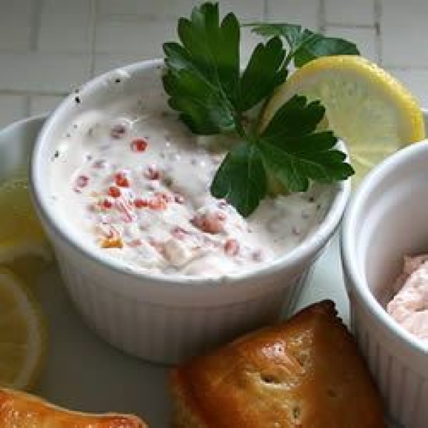 Swedish Sour Cream and Caviar Sauce for Salmon