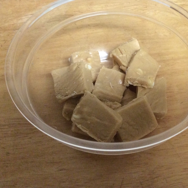 Easy Creamy Vanilla Fudge