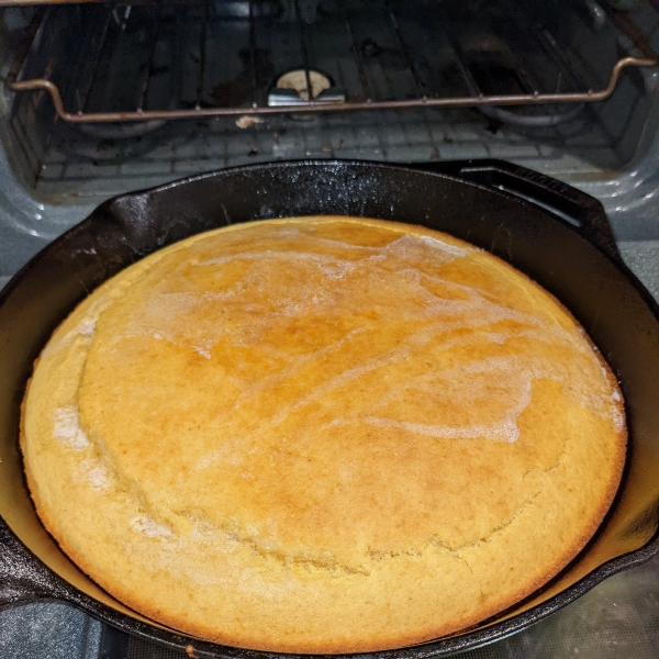 Golden Sweet Cornbread