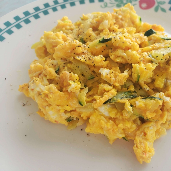 Zucchini Scrambled Eggs