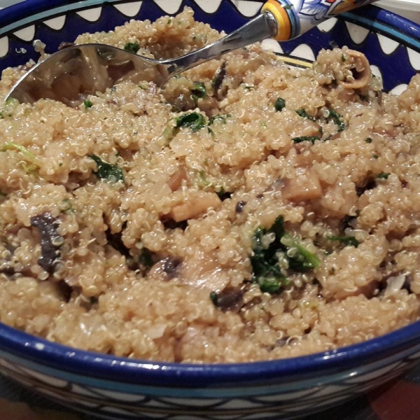 Robin's Quinoa with Mushrooms and Spinach