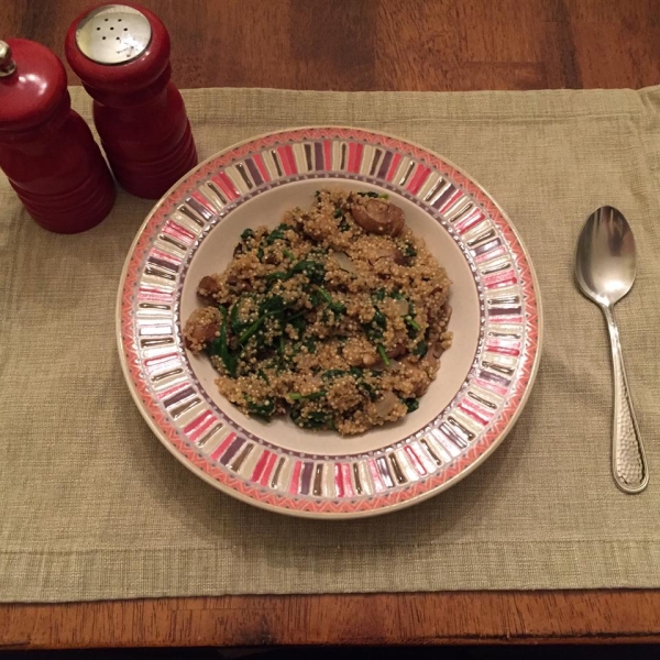 Robin's Quinoa with Mushrooms and Spinach